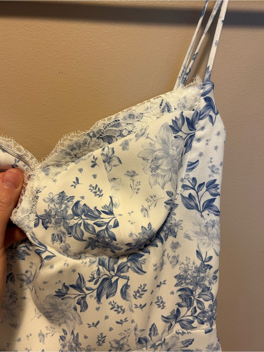 House of CB Dress Charlotte Like New- blue and cream - Picture 6 of 12